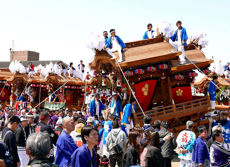 「武者遊行」或「山車」等豐富的傳統活動