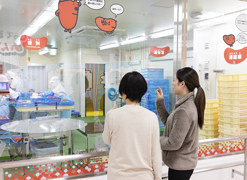 在畫廊學習參觀製造過程