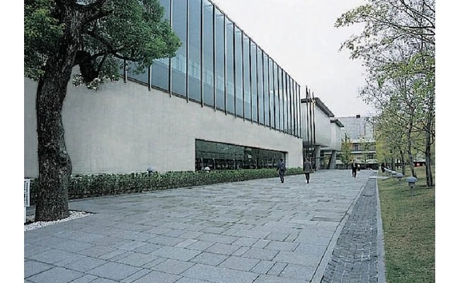 愛媛縣立美術館