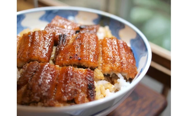 鰻魚丼