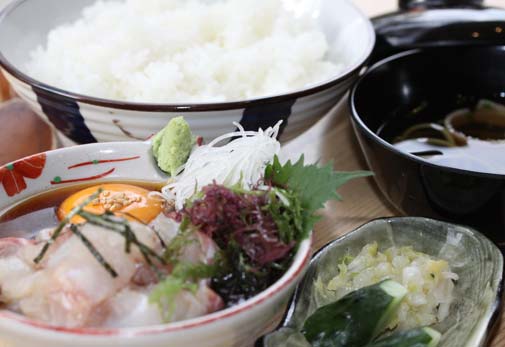 自然食炭焼ダイニング　あじ彩