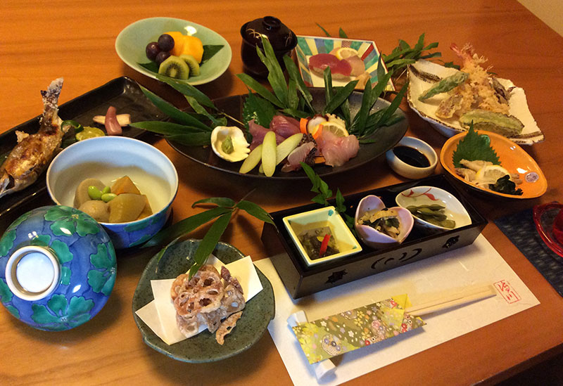 季節料理　湯川