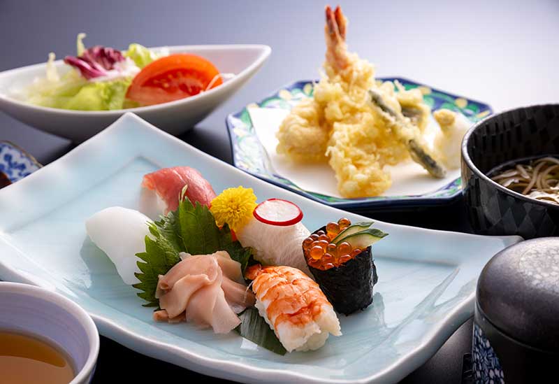 <和食処 鰶 ぎょさい>能讓全家人一起笑著享用餐點的店家|高山市的推薦美食資訊就在旅色