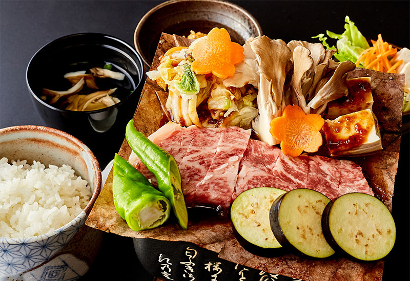 郷土料理　芳花園