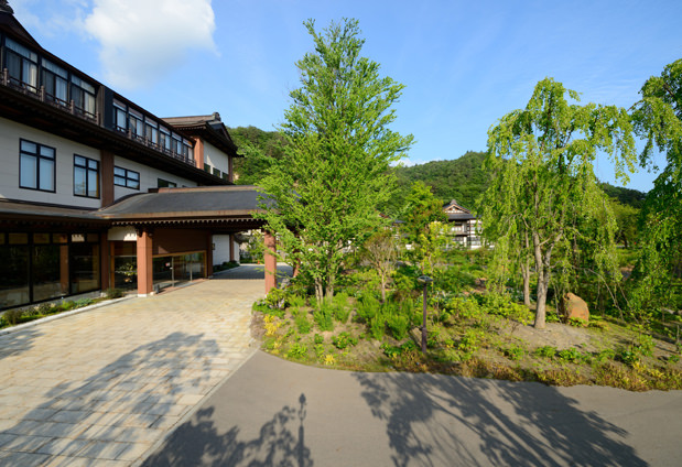 山の神温泉 優香苑