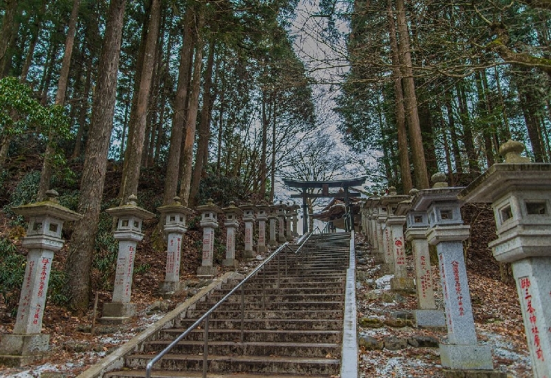 三峯神社