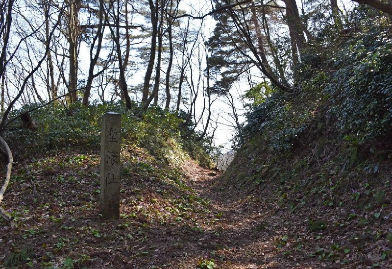 春日山城跡