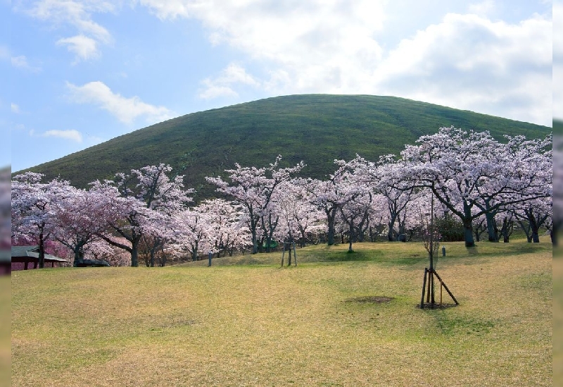 大室山