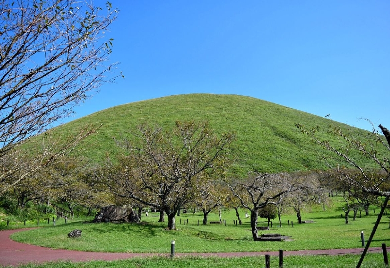 大室山