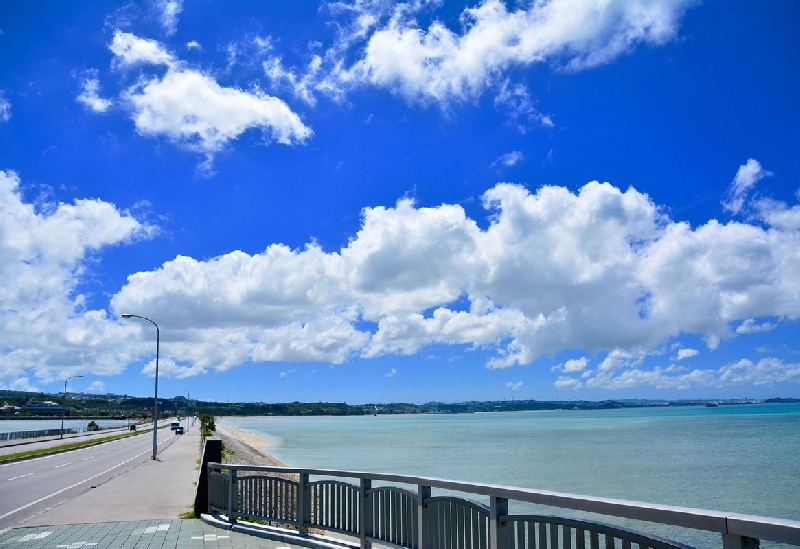 海中道路