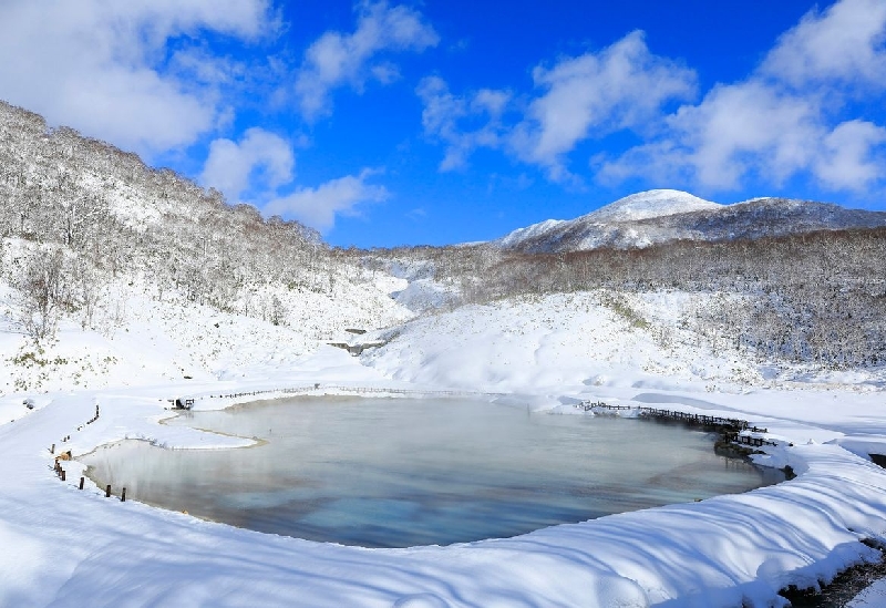 大湯沼