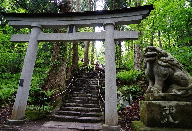 十和田神社