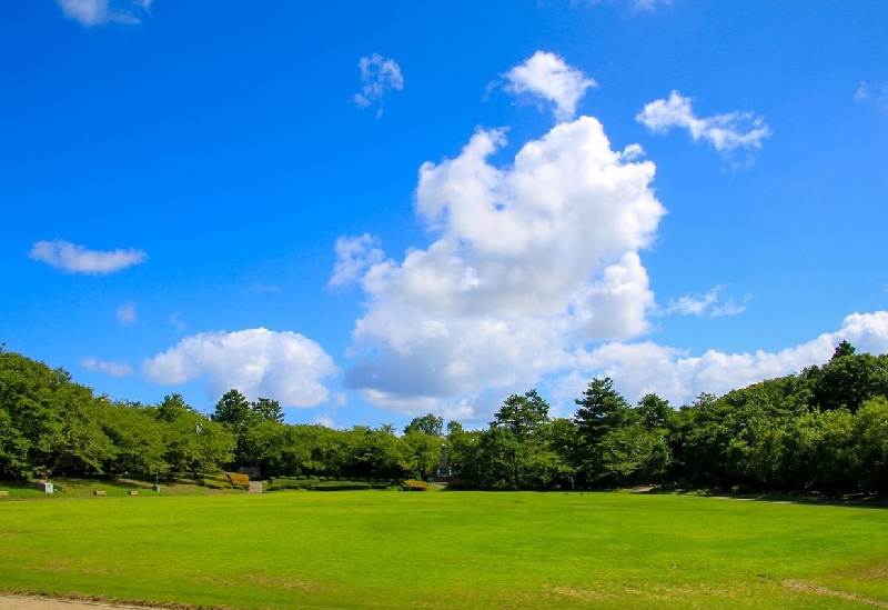 高岡古城公園（高岡城跡）