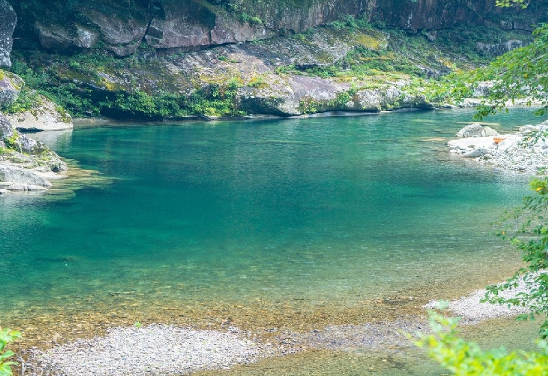 魚飛渓