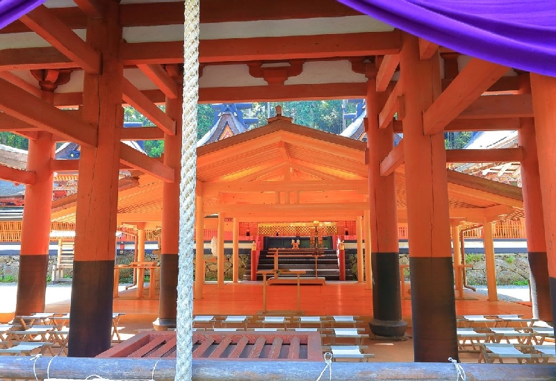 丹生都比売神社