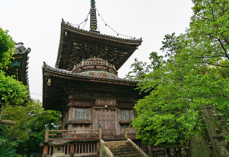 霊山寺