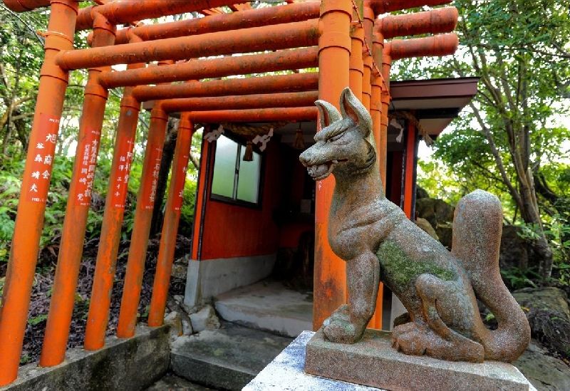 福徳稲荷神社