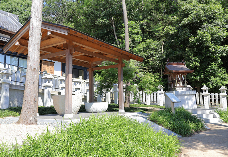 日岡神社