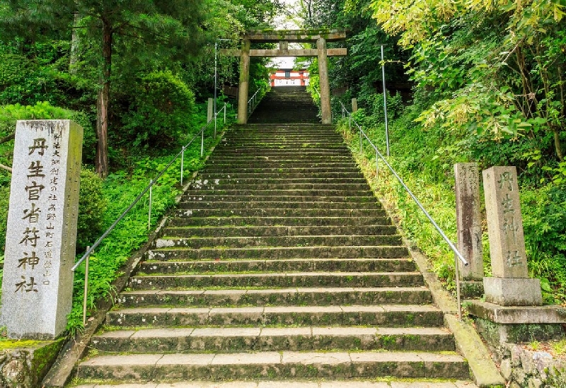 丹生官省符神社