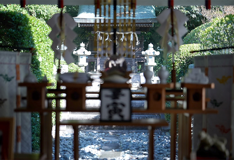 鶴羽根神社