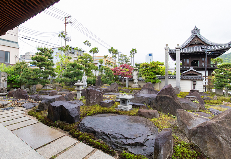 持宝院