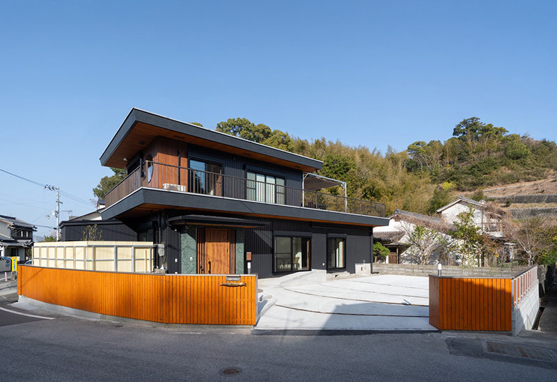 URADO TERRACE
